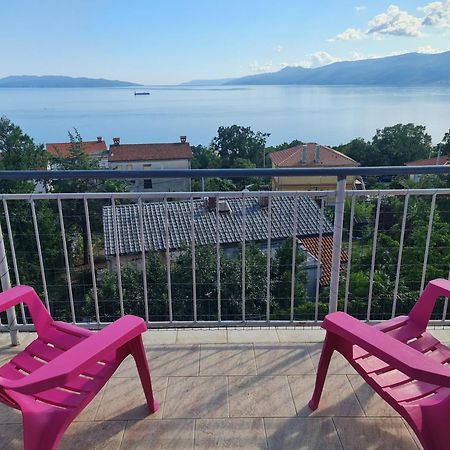Anita Studio Apartment With Terrace Rijeka Exterior photo