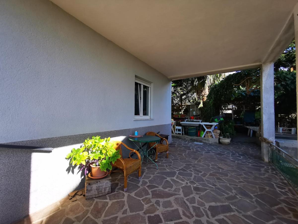 Anita Studio Apartment With Terrace Rijeka Exterior photo