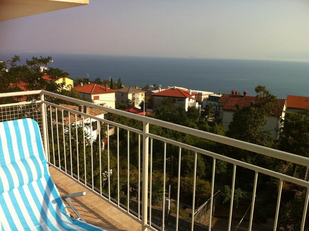 Anita Studio Apartment With Terrace Rijeka Room photo
